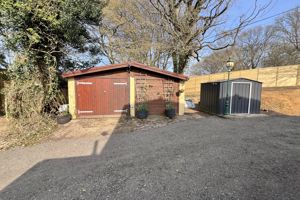 Photo 14- click for photo gallery